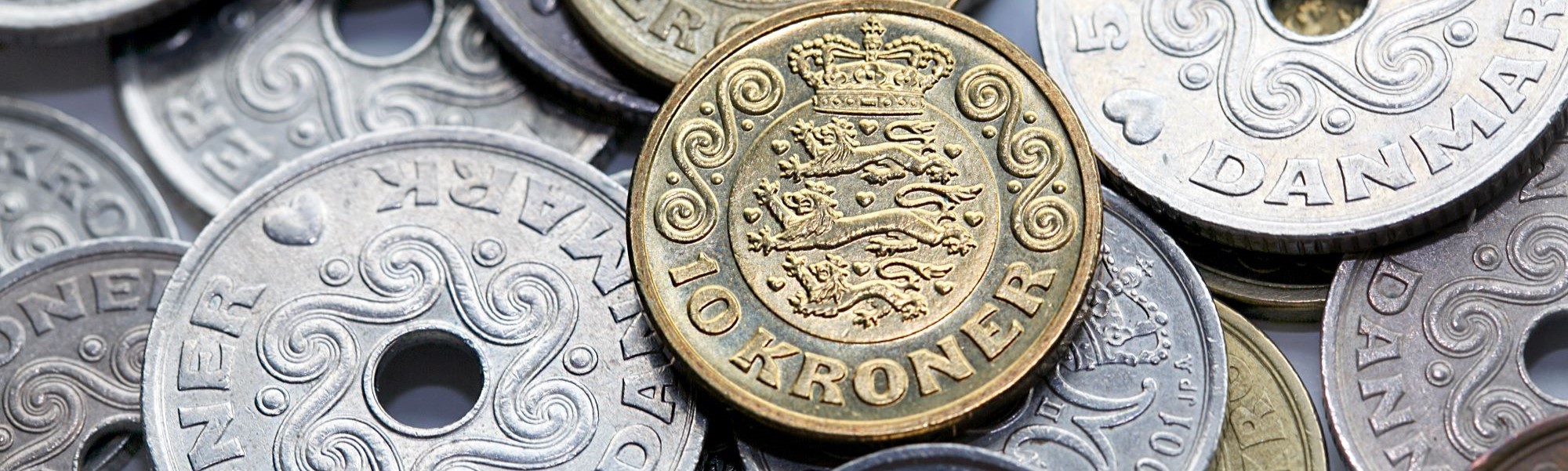 Korona duńska, monety z charakterystycznym otworem