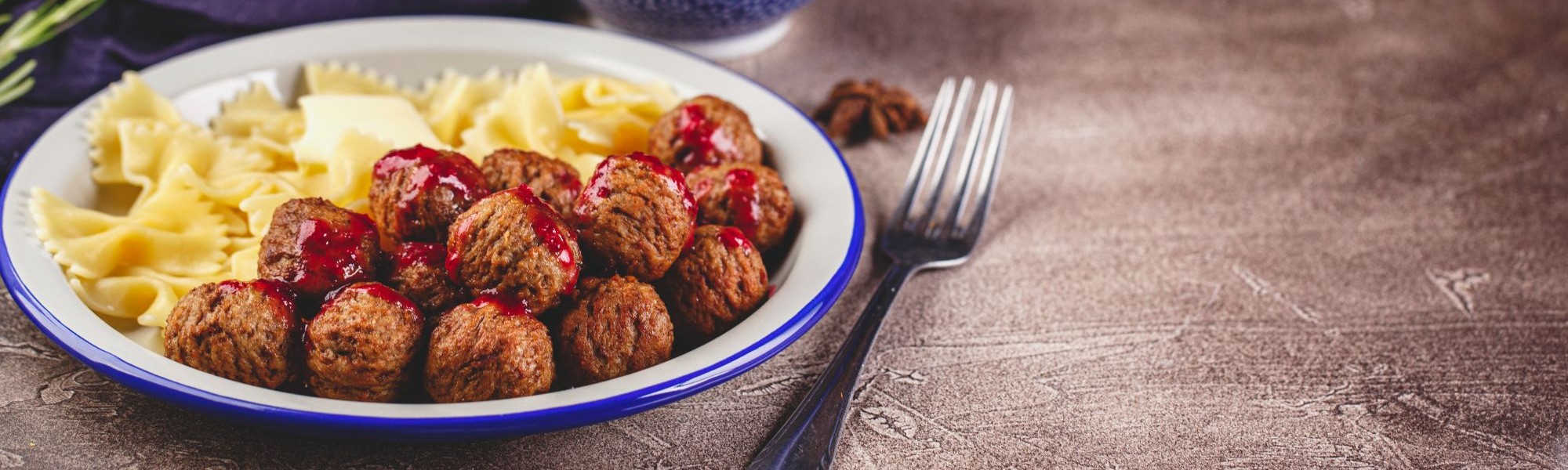 Szwedzkie klopsiki na talerzu