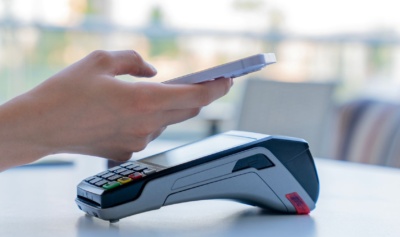 Zalety i wady karty wielowalutowej