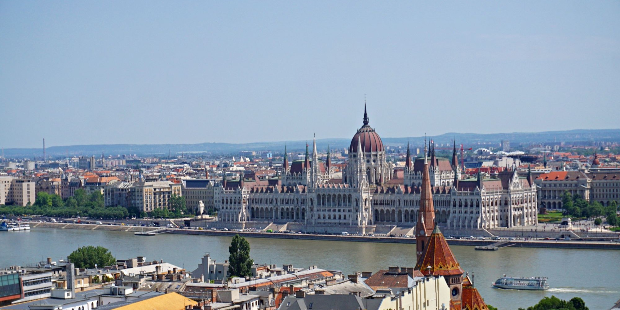 Budapeszt, stolica Węgier, panorama, widok na parlament